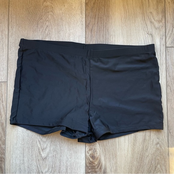 Women’s Swim Shorts - Picture 1 of 5